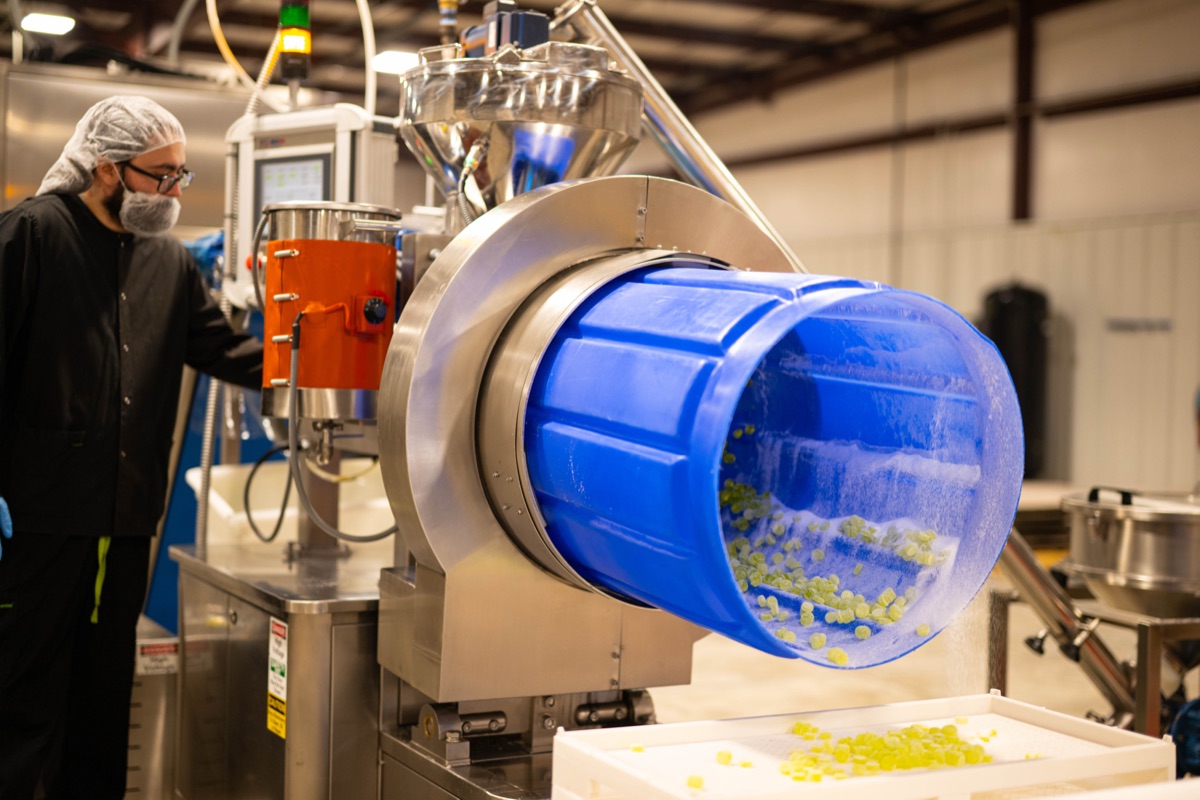 Sunflora Wellness gummy manufacturing
