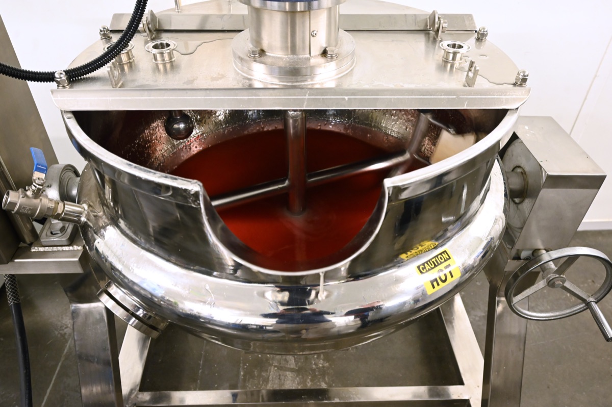 Gummy manufacturing equipment